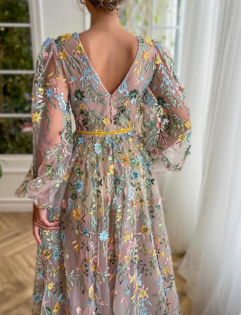 Arcadia Meadow Dreamy Gown - Image 5