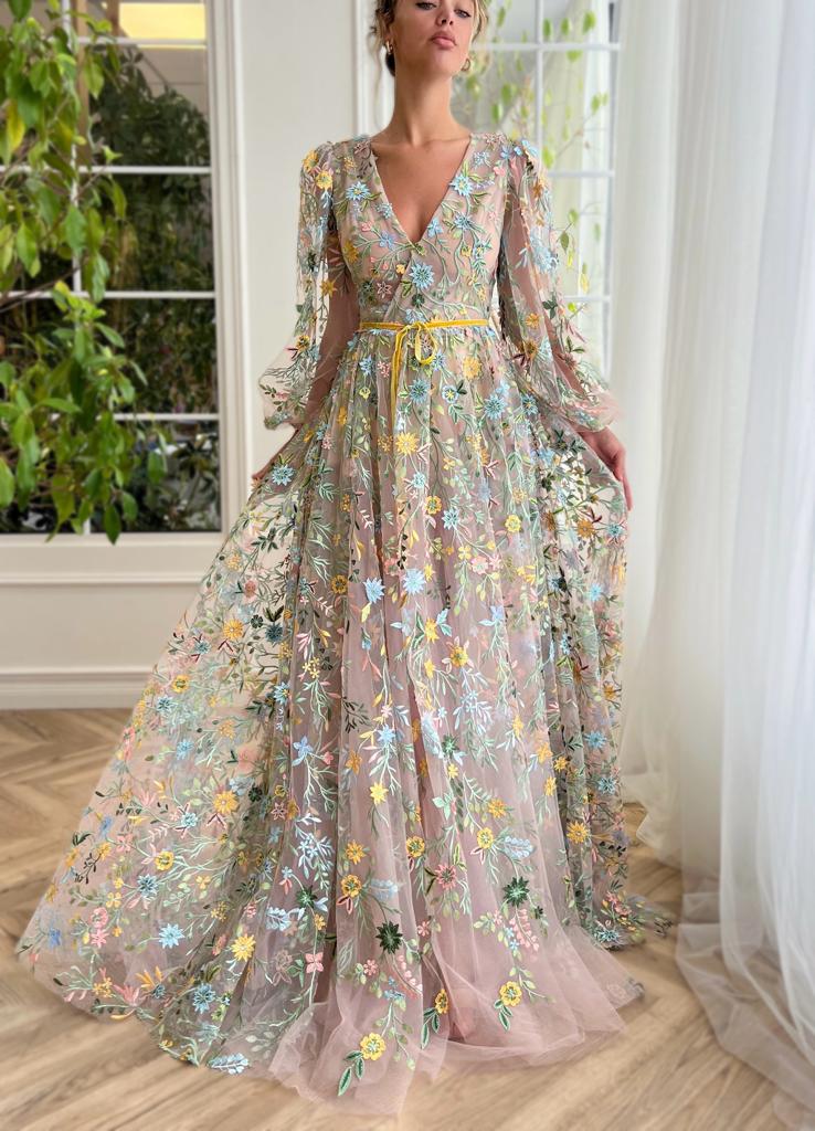 Arcadia Meadow Dreamy Gown - Image 7