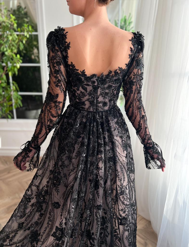 Belle of the Ball Gown - Image 5