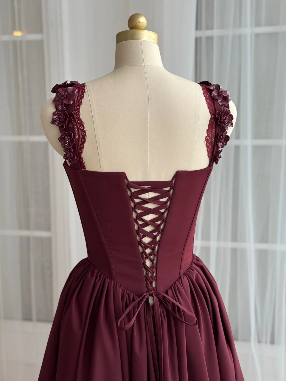 Berry Lace Midi Dress - Image 3