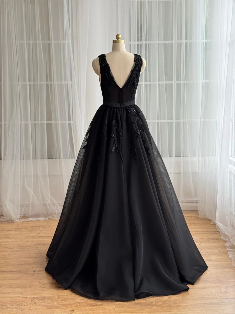 Black Iris Gown - Image 4
