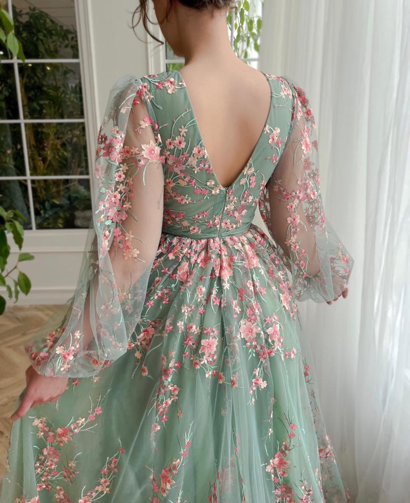 Blushed Rose Bouquet Gown - Image 5