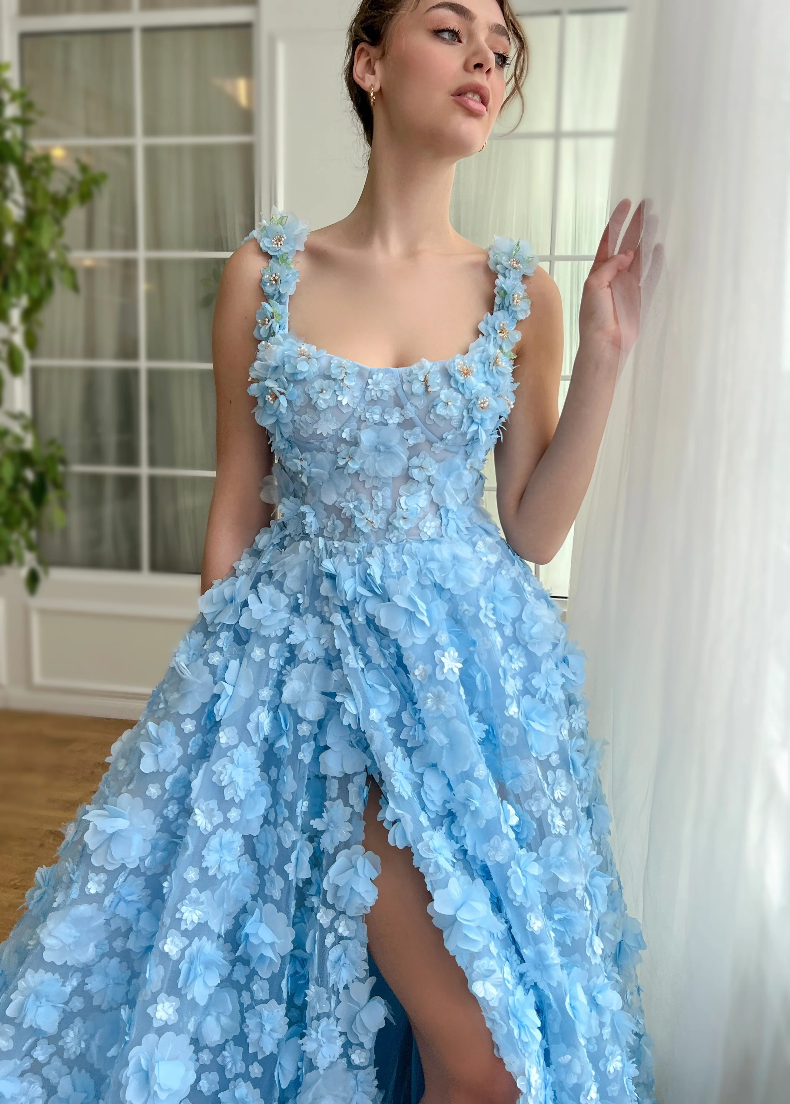 Brunnera Blossom Gown - Image 2