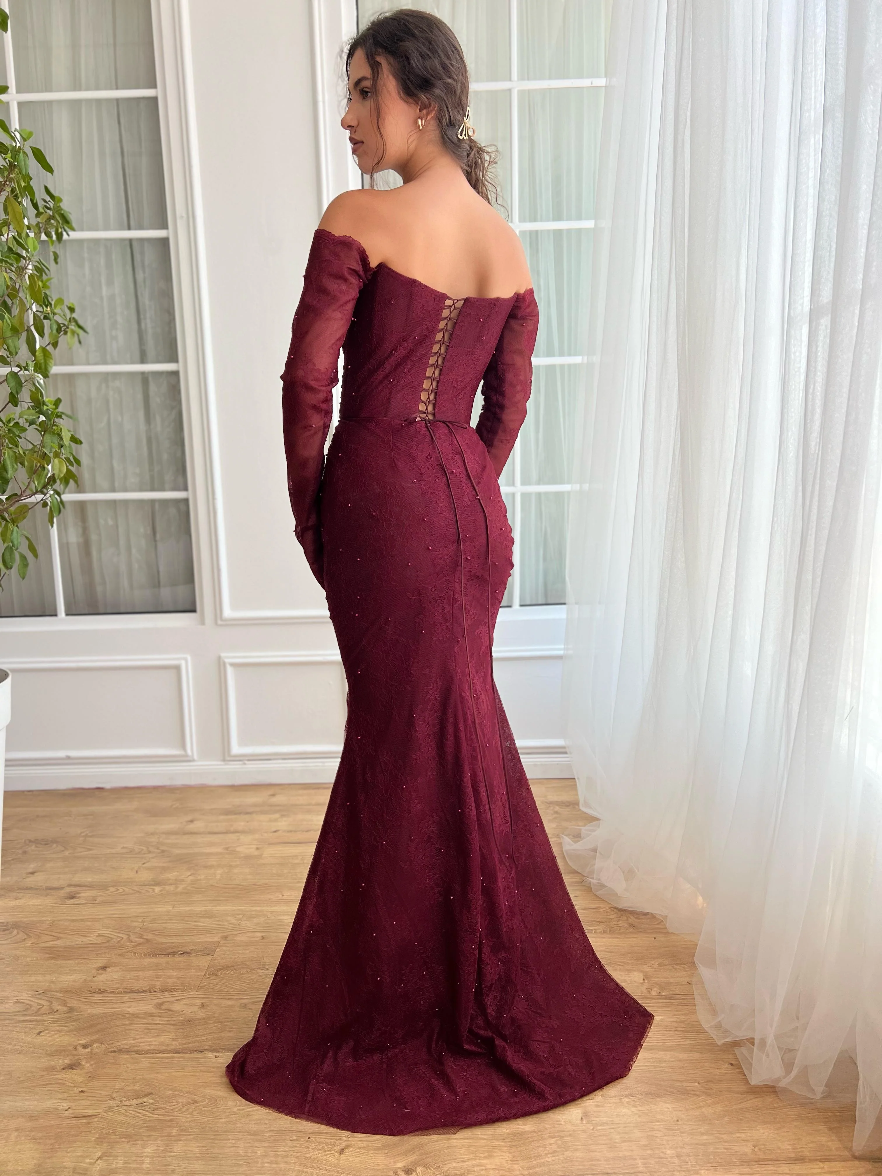 Burgundy Dantelle Mermaid Dress - Image 2