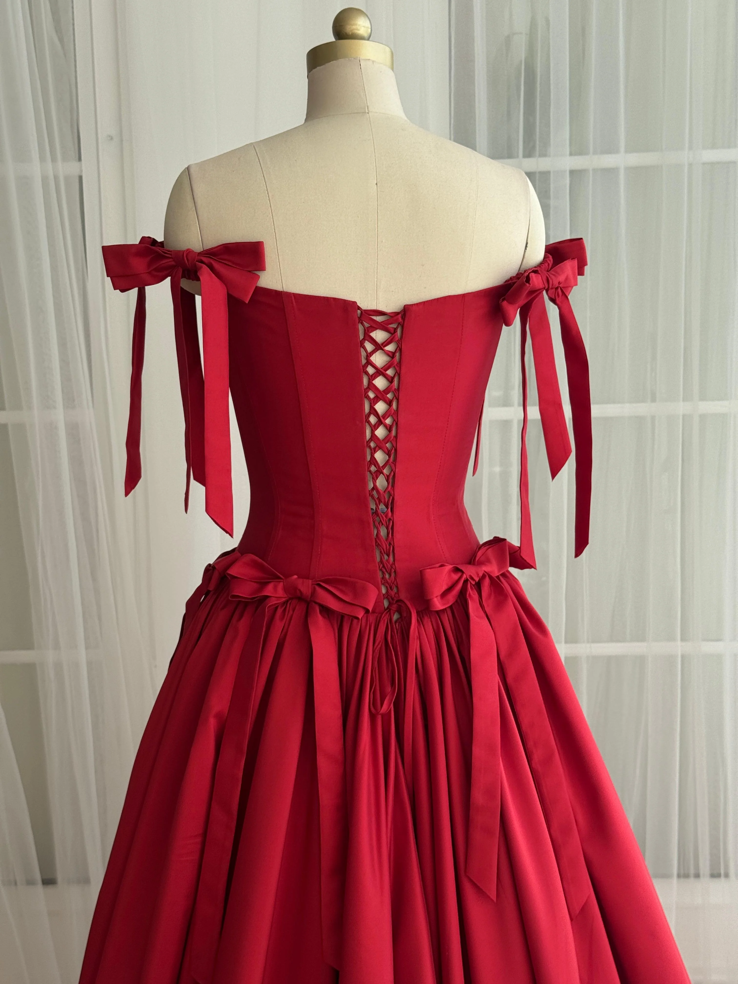 Carmine Bows Gown - Image 3
