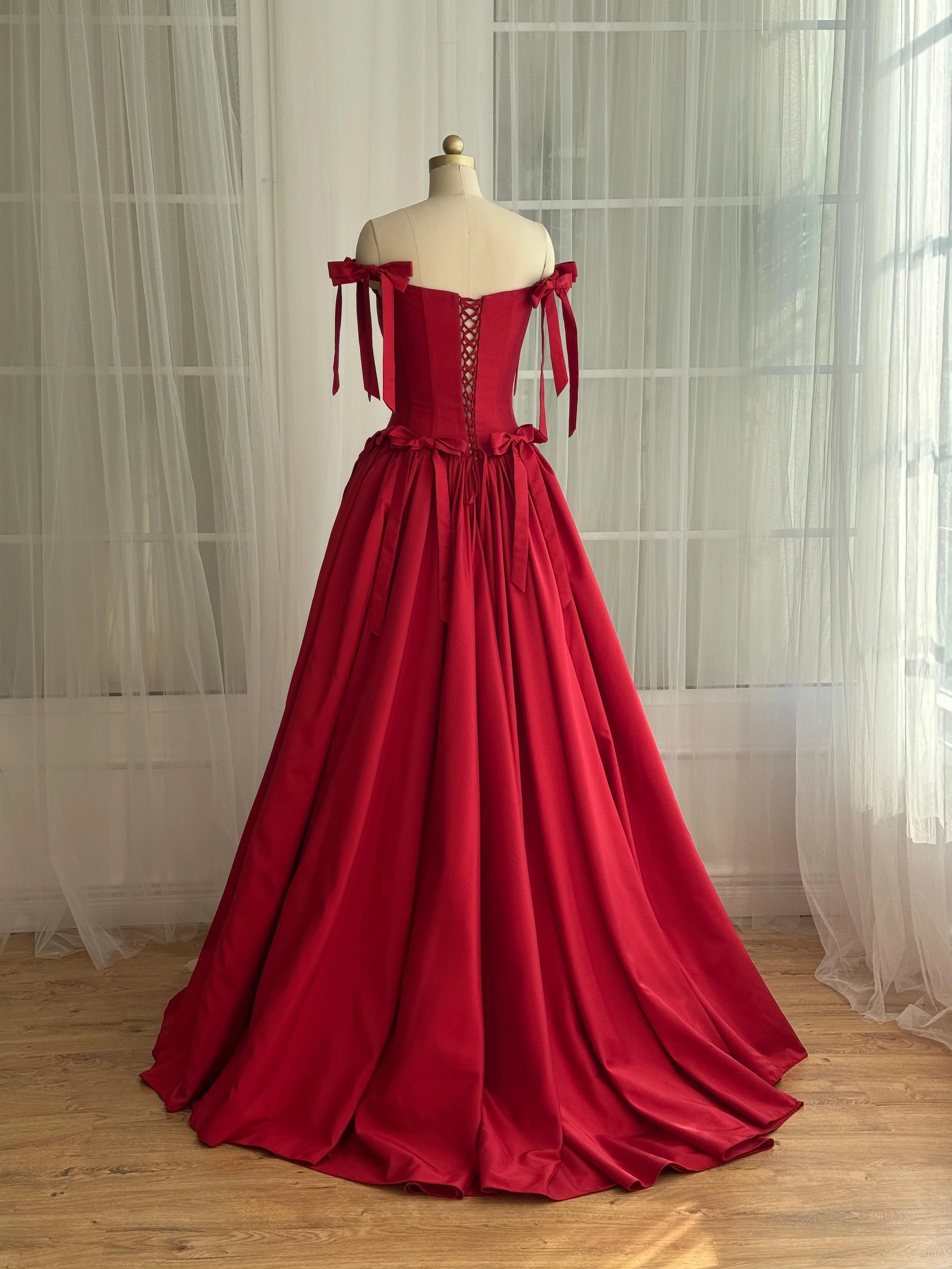 Carmine Bows Gown - Image 4