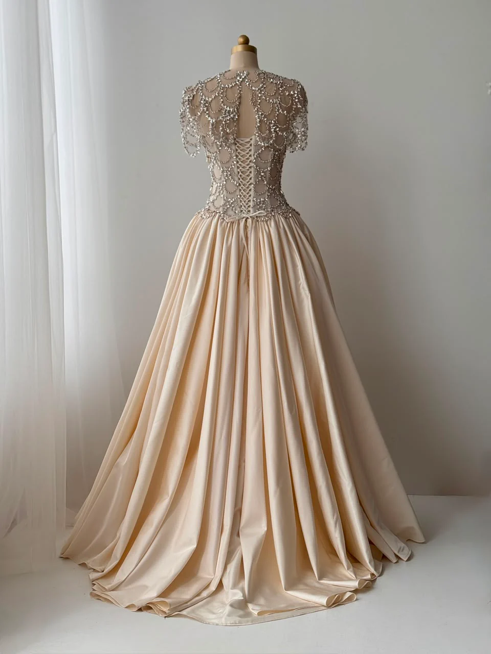 Celestial Pearl Gown - Image 4