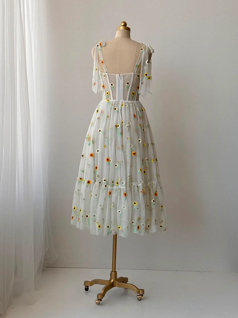 Chamomile Bouquet Dress - Image 4