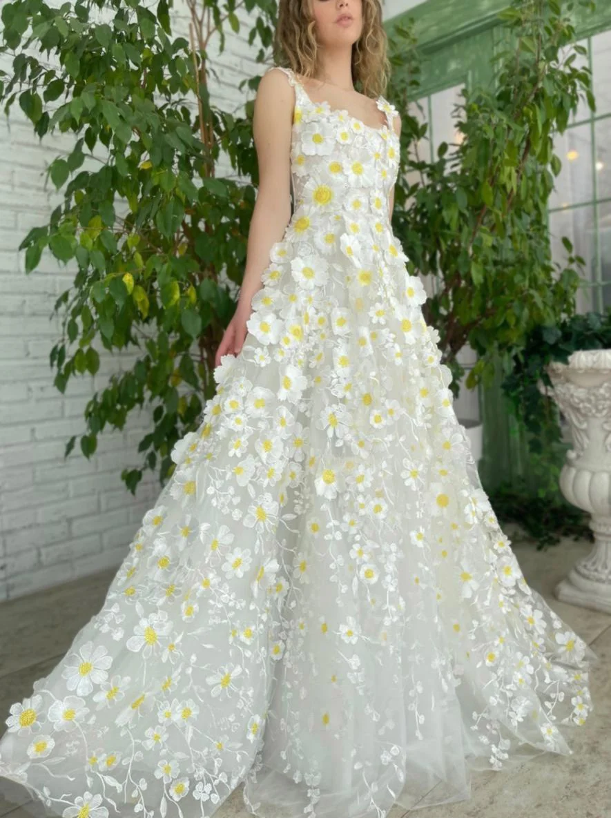 Daisy Dreamer Gown - Image 8