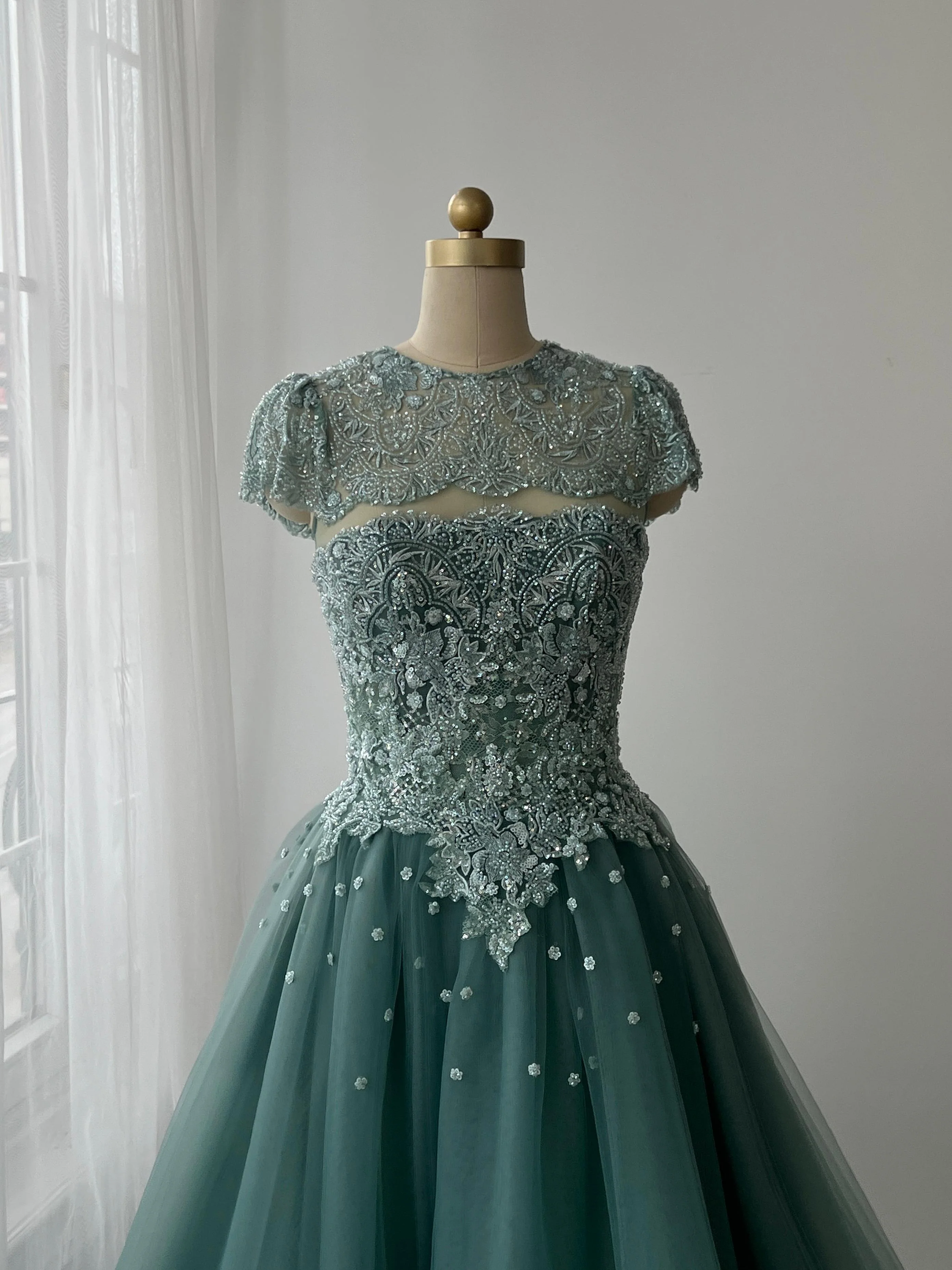Eau de Verre Gown - Image 2