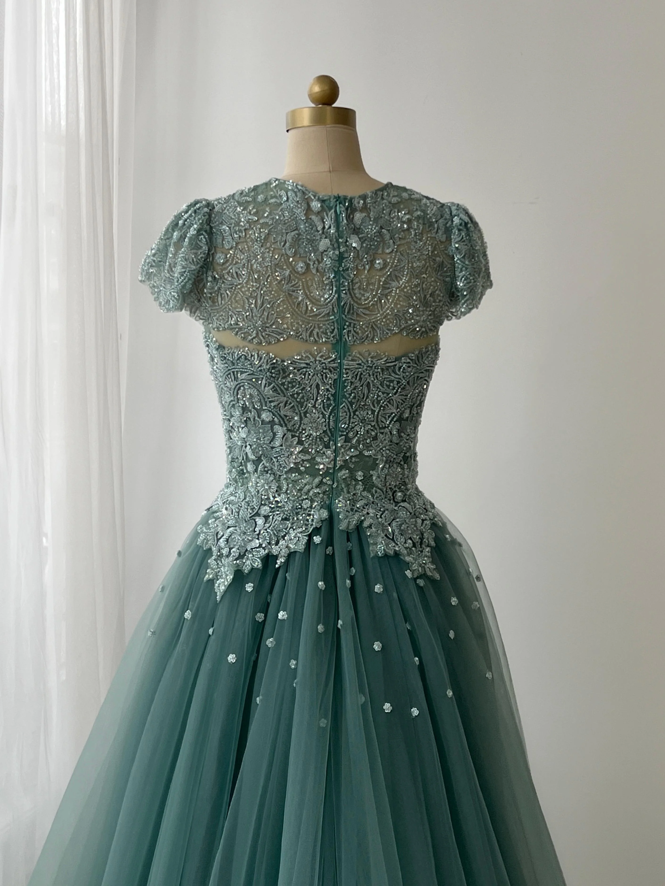 Eau de Verre Gown - Image 3