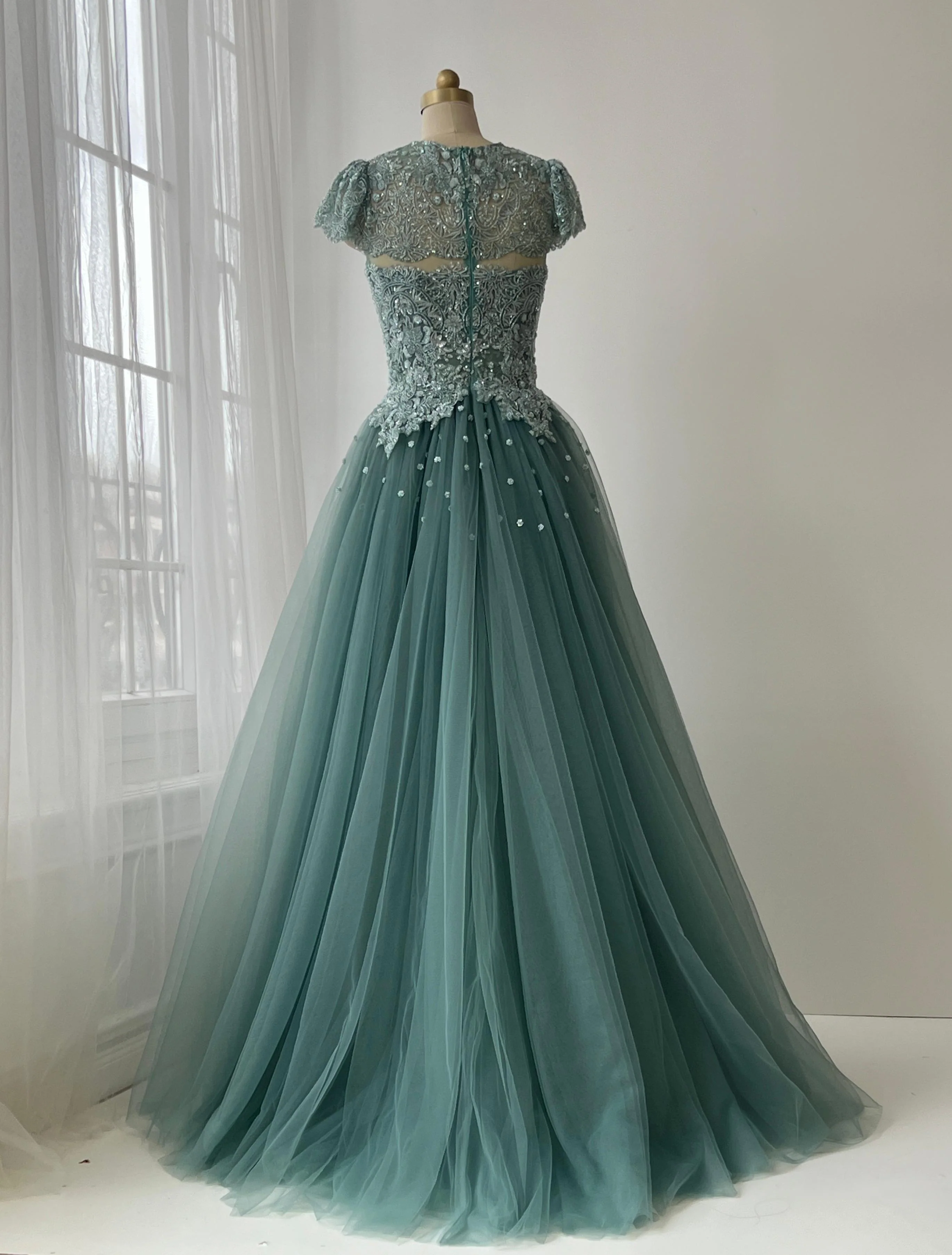 Eau de Verre Gown - Image 4