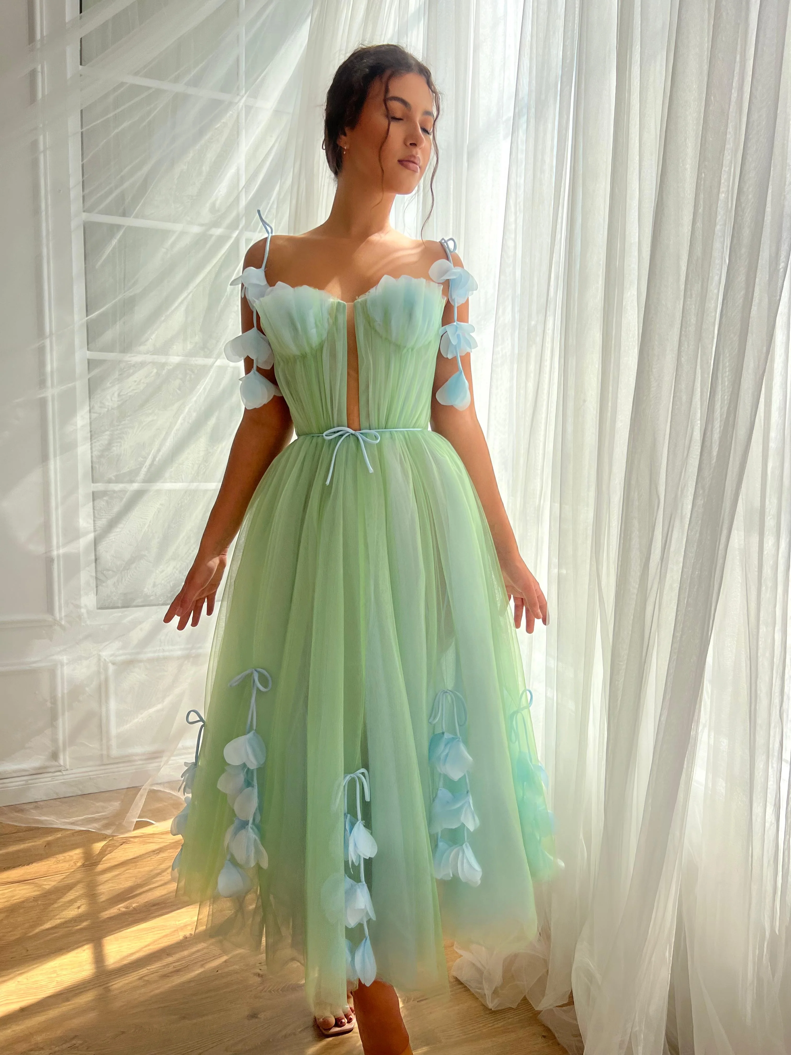 Eucalyptus Glow Midi Dress - Image 3