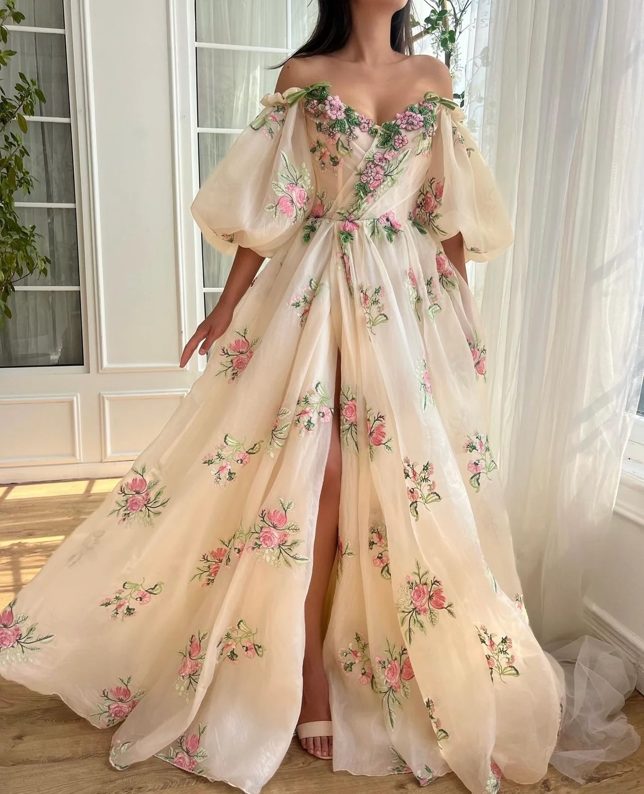 Fleur Trail Gown - Image 2