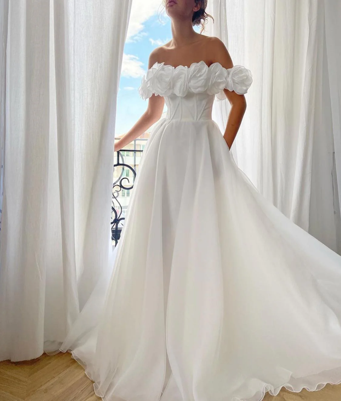 Flower Daydream Bridal Gown - Image 4