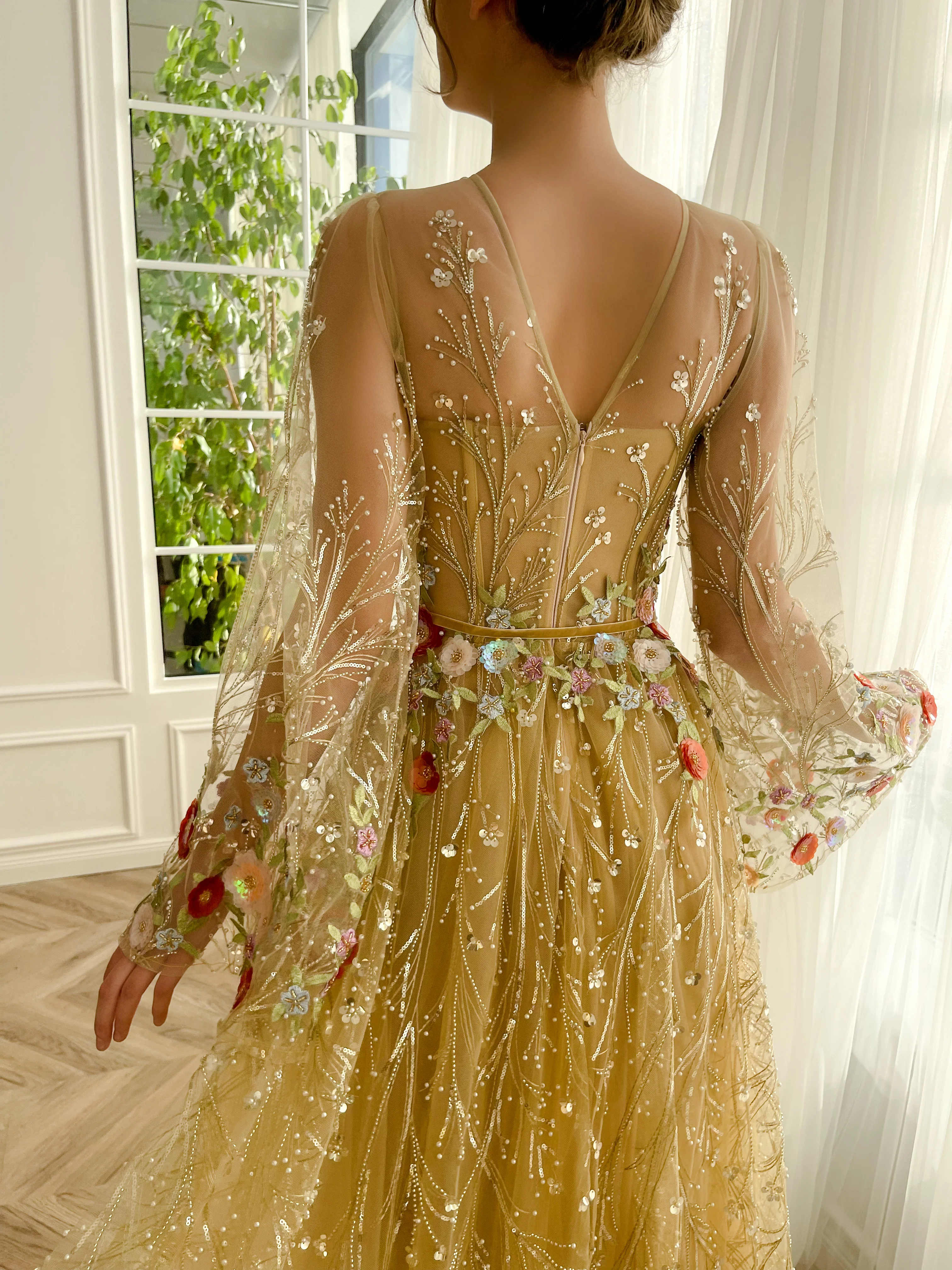 Gilded Glamour Gown - Image 7