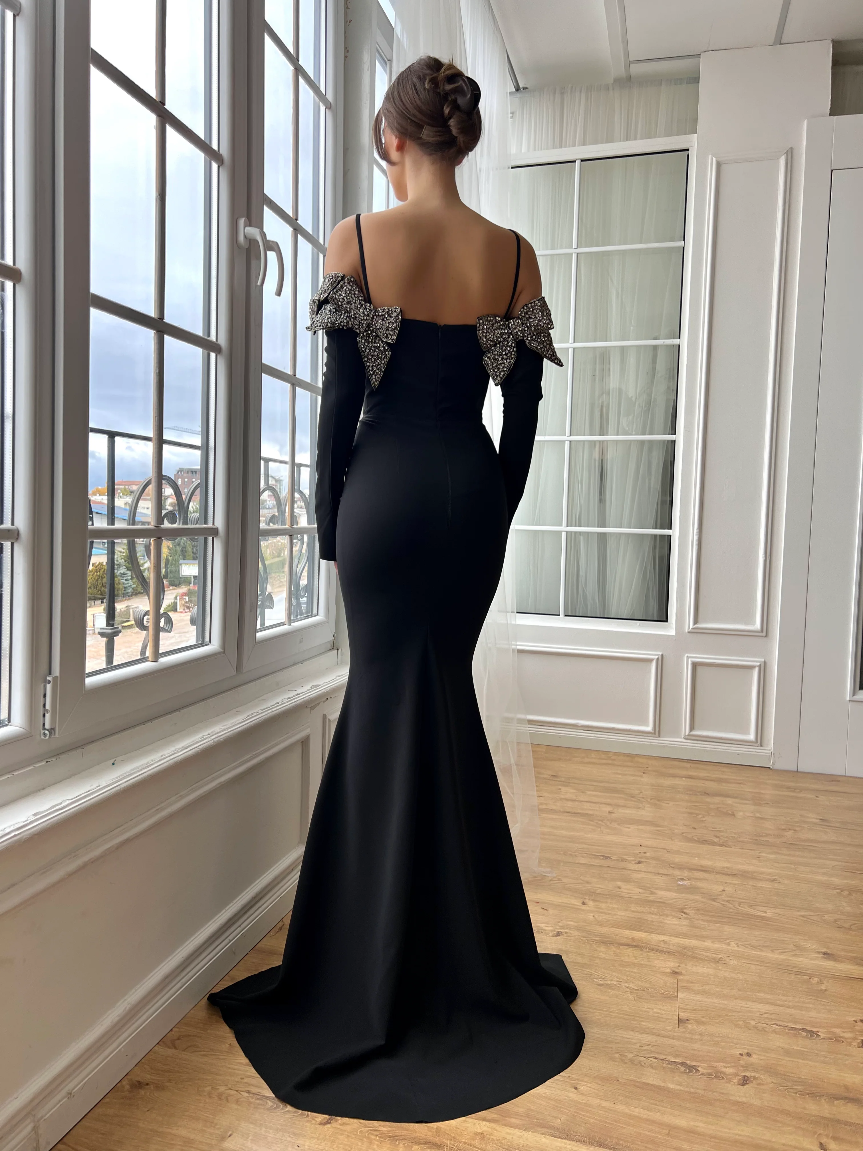 Jet Bow Mermaid Dress - Image 3