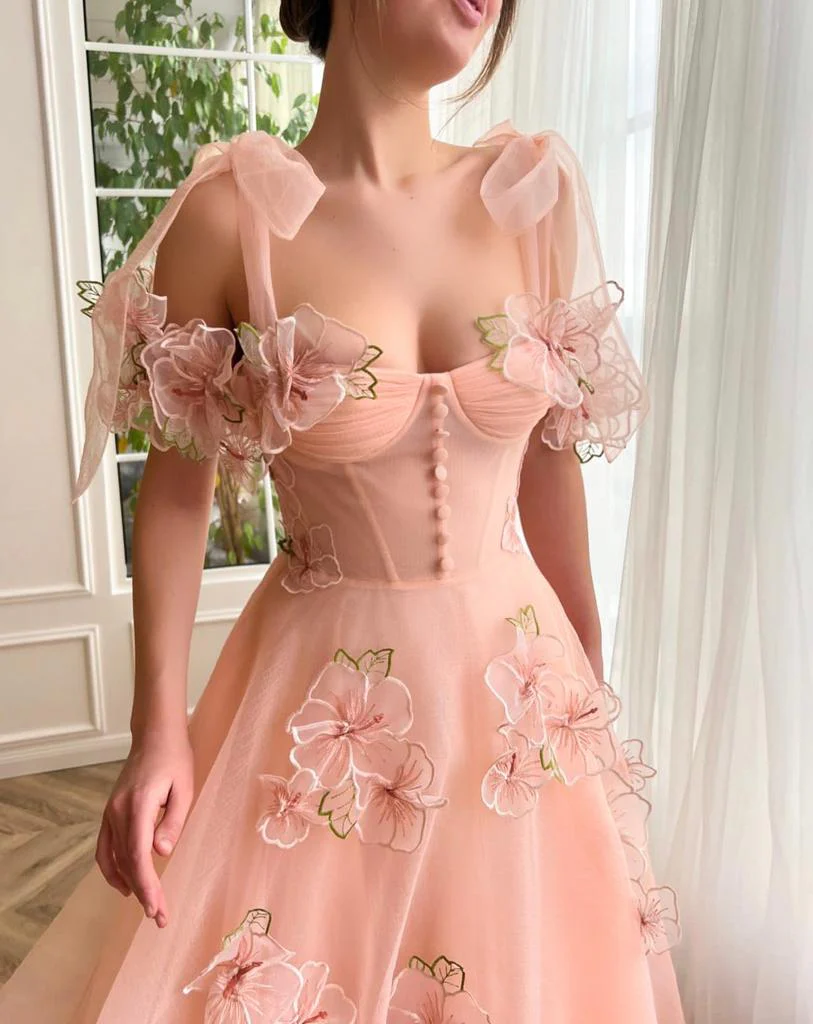 Juliet Peach Garden Gown - Image 5