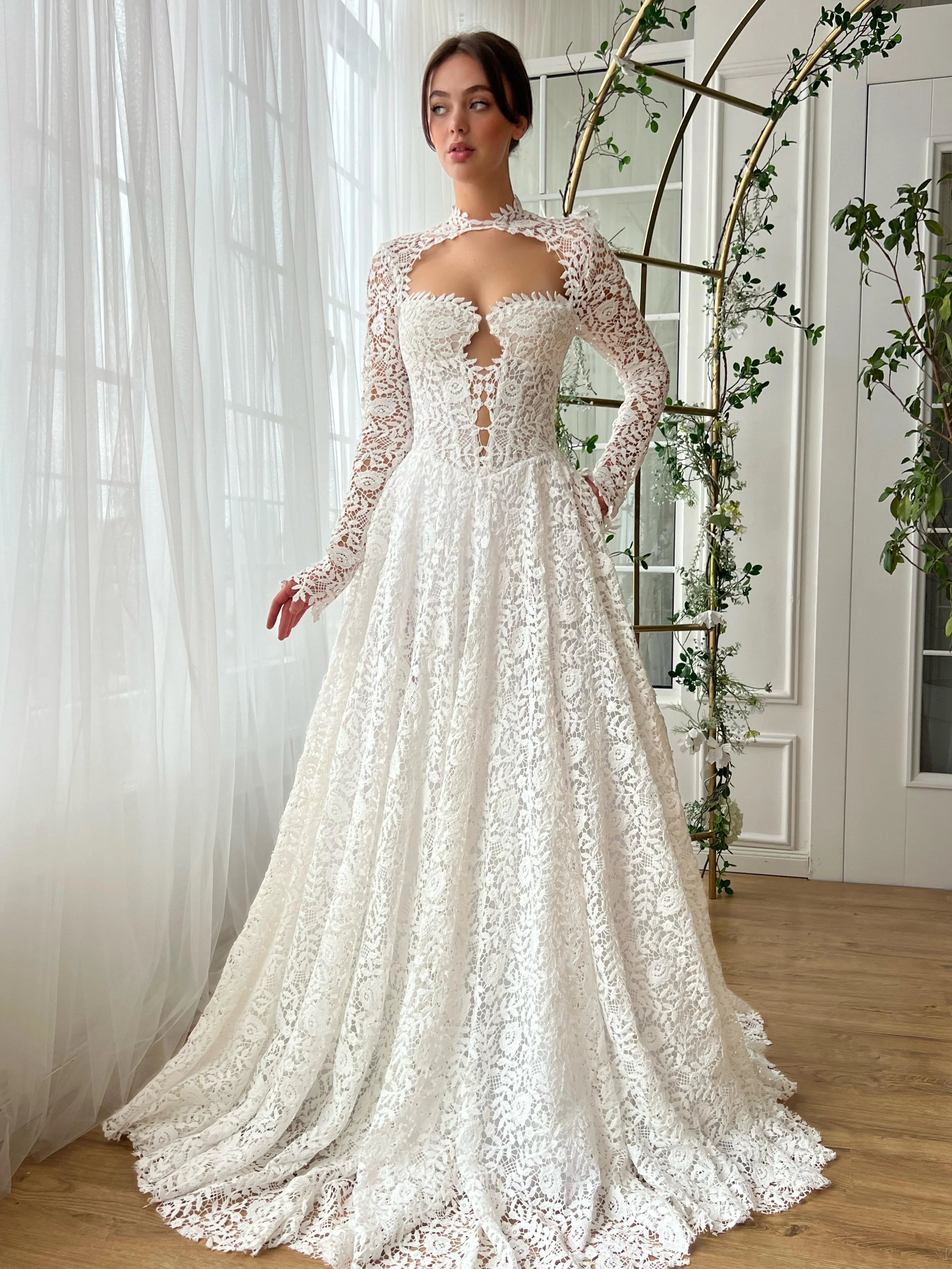 Liliette Lace Gown - Image 3