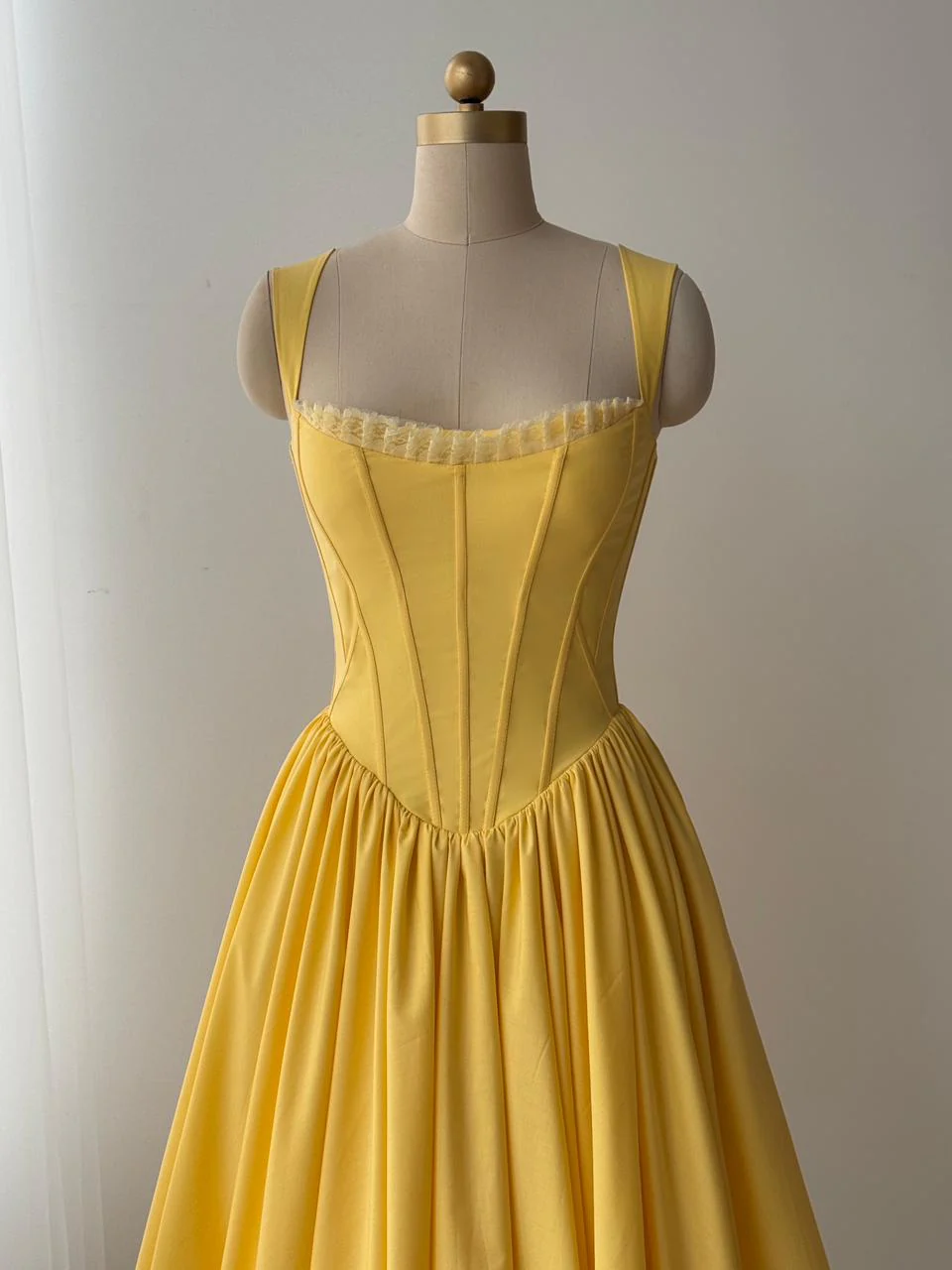 Limoncella Midi Dress - Image 2