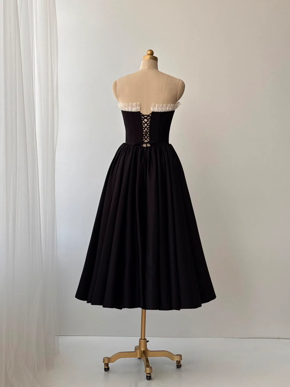 Mademoiselle Midi Dress - Image 4