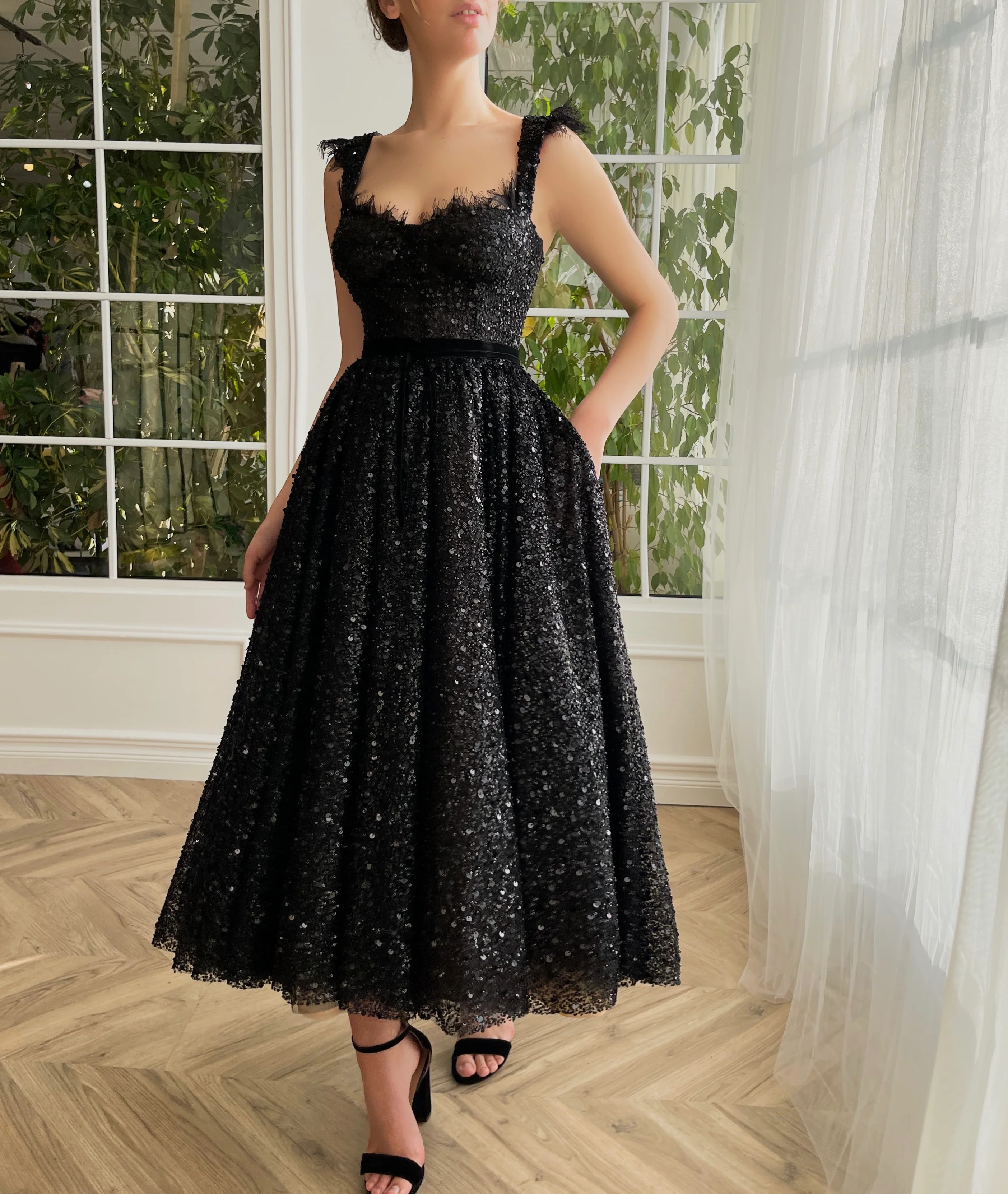 Manet's Moonlight Gown - Image 7