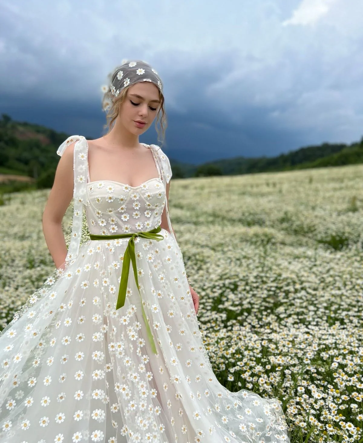 Meadow Daisy Gown - Image 7