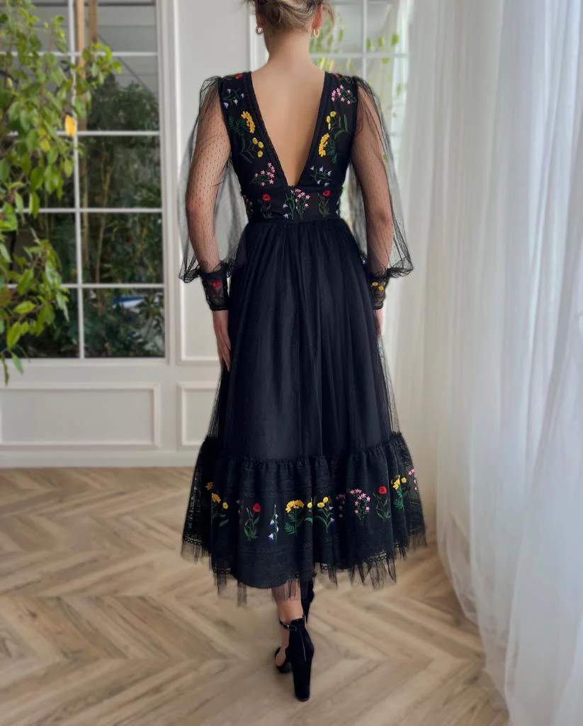 Nightfall Bouquet Midi Dress - Image 6