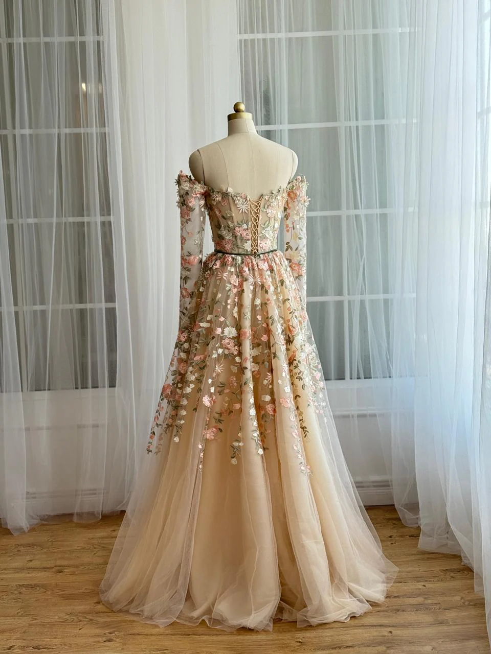 Poet’s Field Gown - Image 4