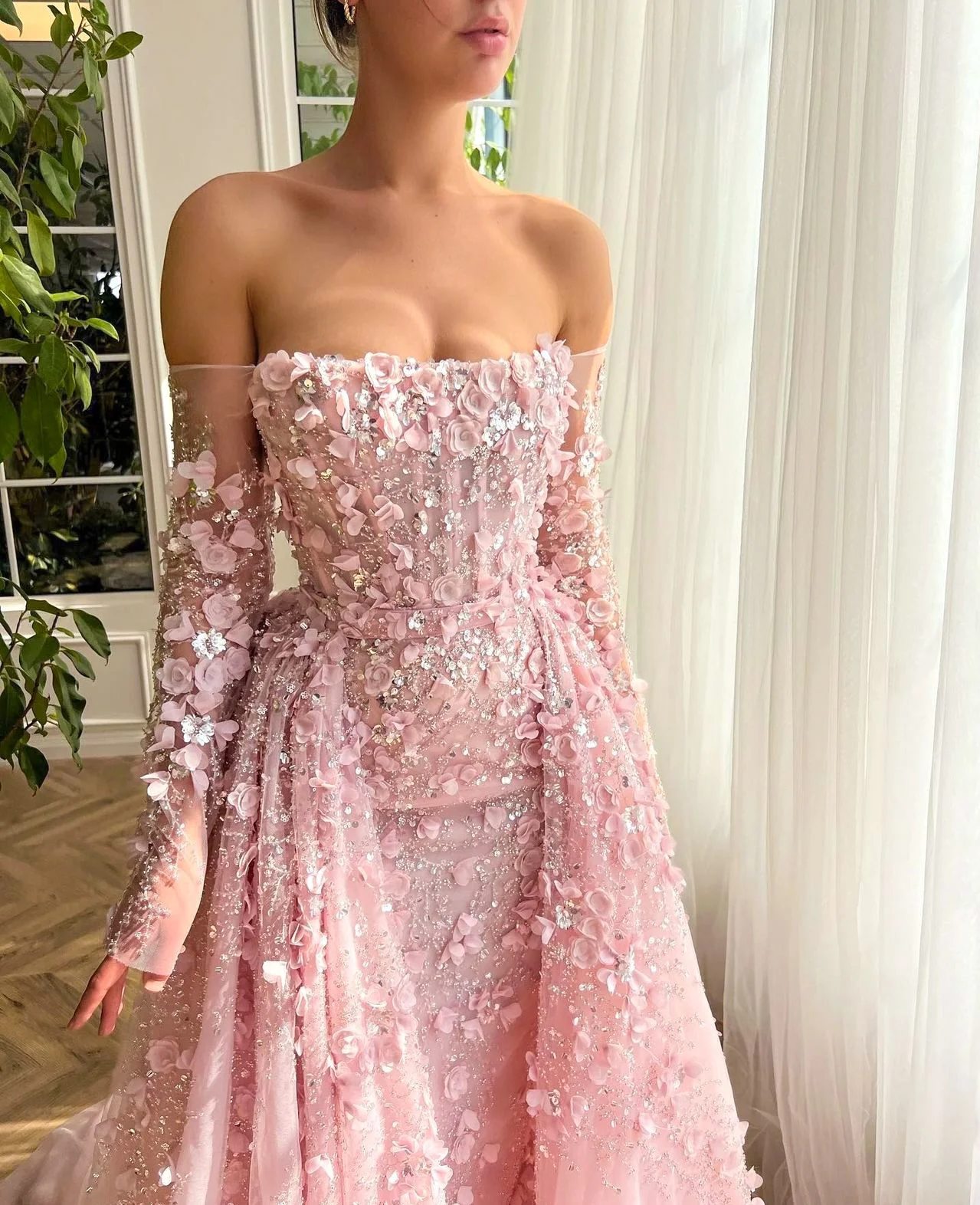 Royal Blooms Radiance Gown - Image 2
