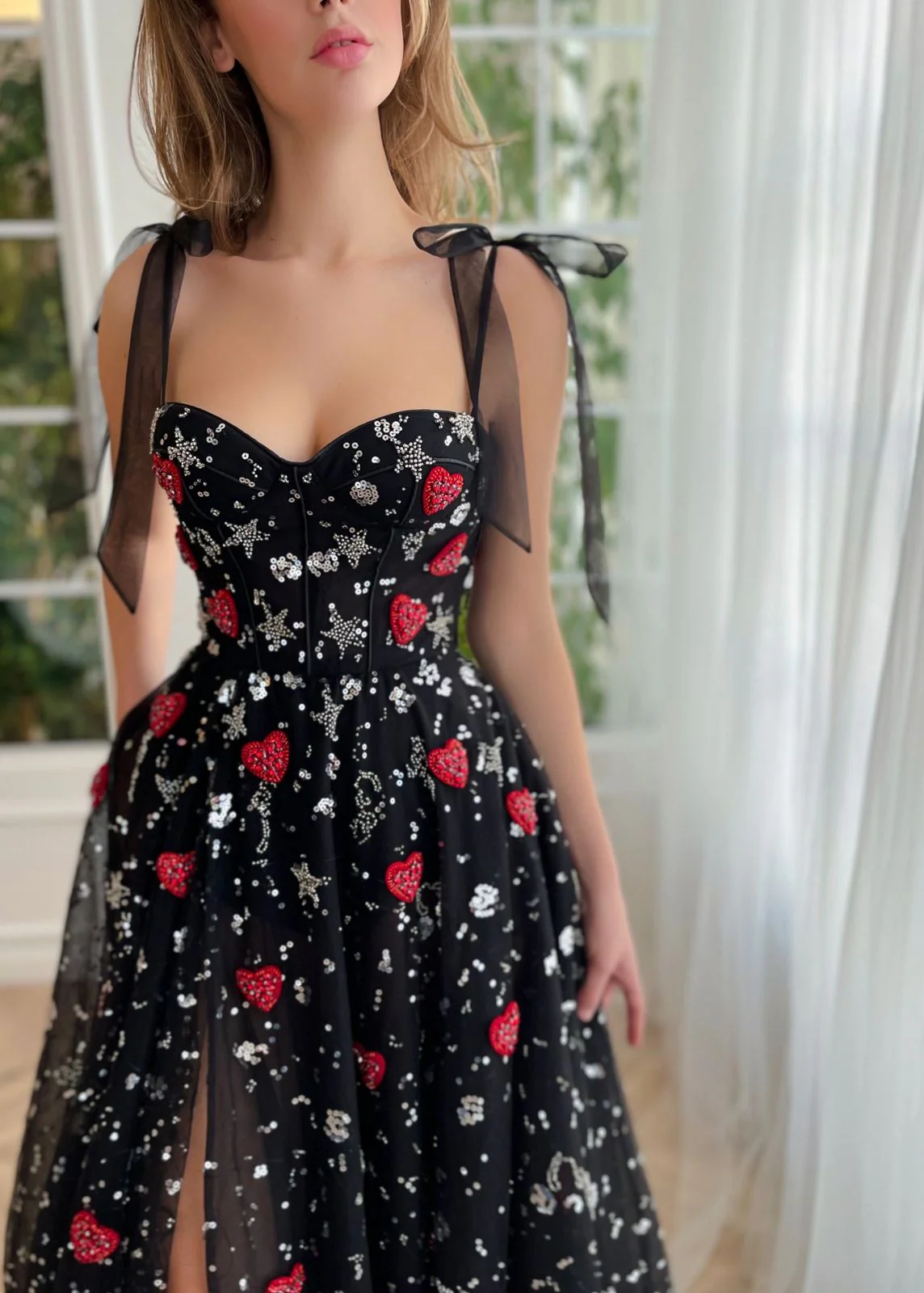 Scarlet Hearts Gown - Image 2