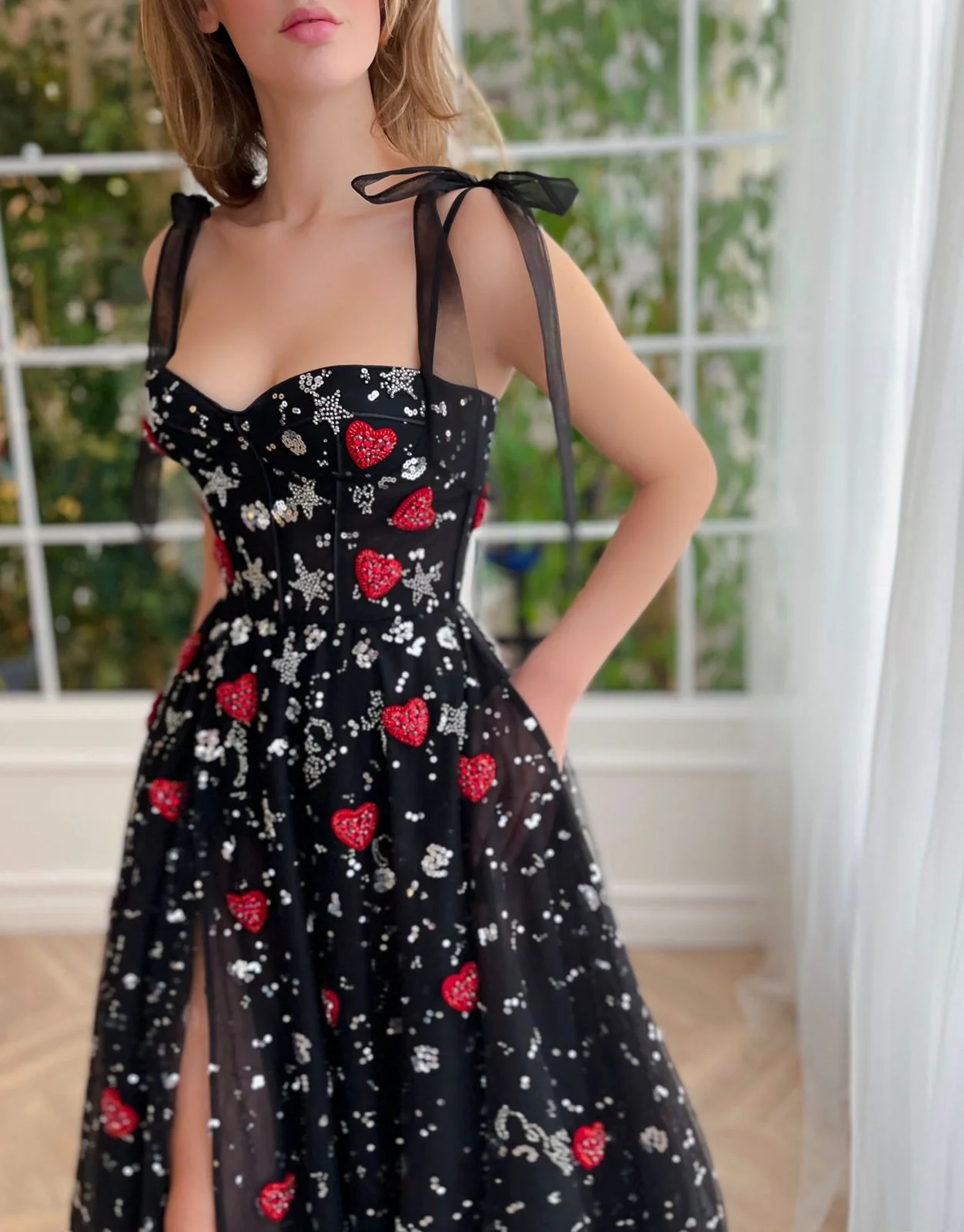 Scarlet Hearts Gown - Image 4