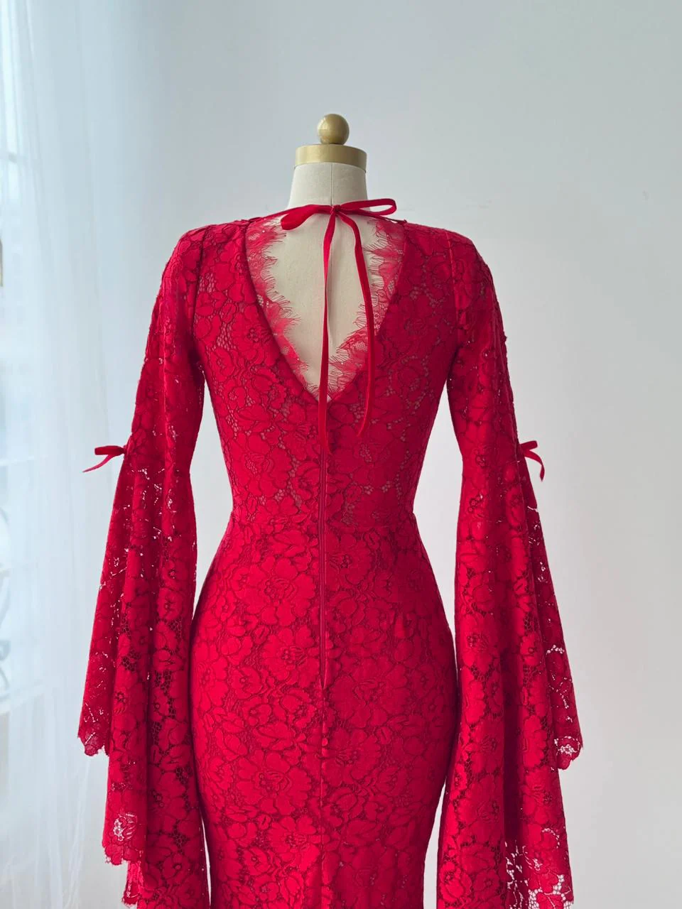 Scarlet Lace Mermaid Gown - Image 3