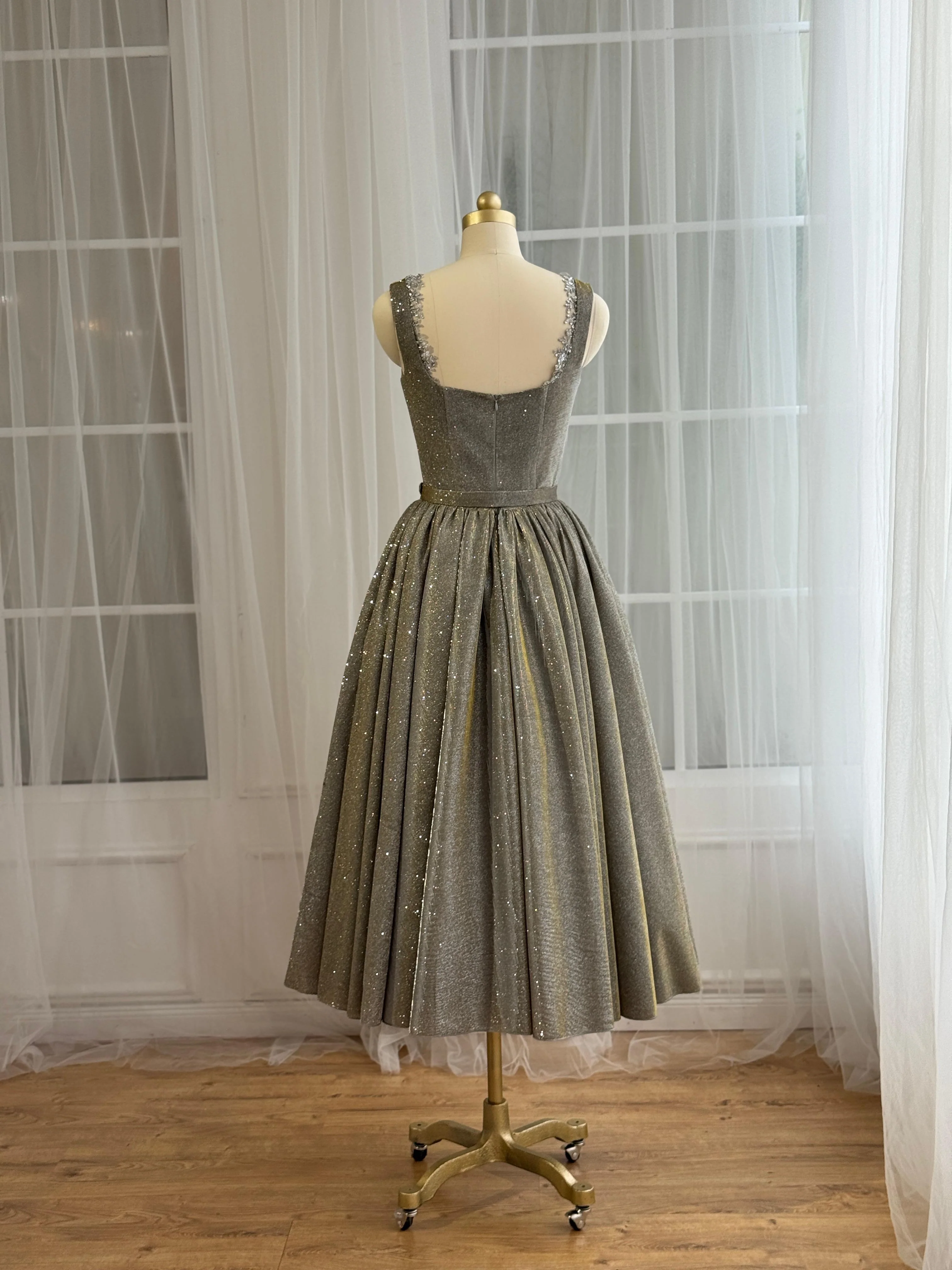 Silver Shimmer Midi Dress - Image 4