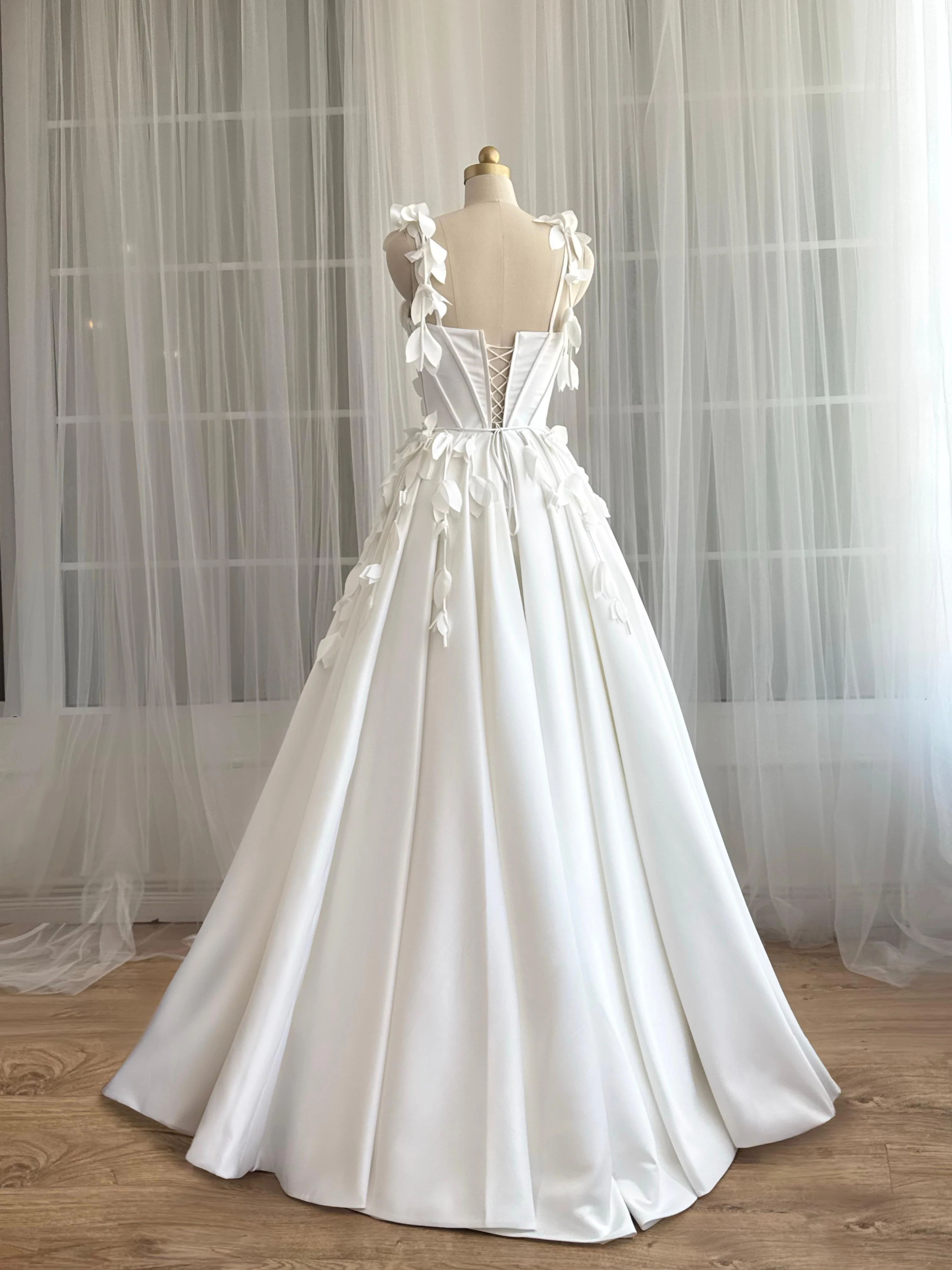 Soft Vine Gown - Image 3