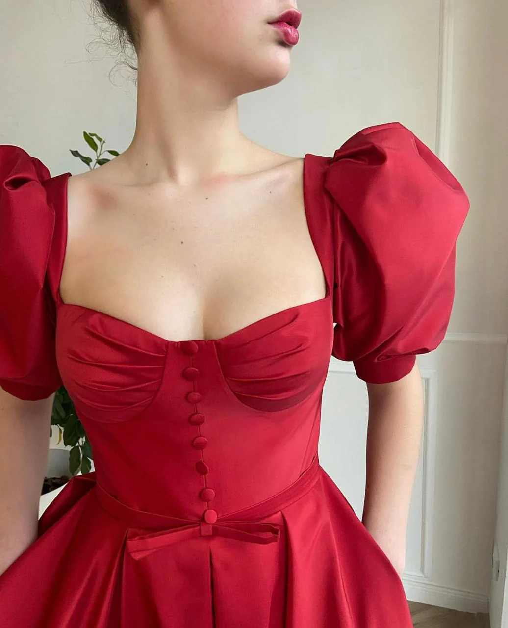 Timeless Scarlet Dress - Image 3