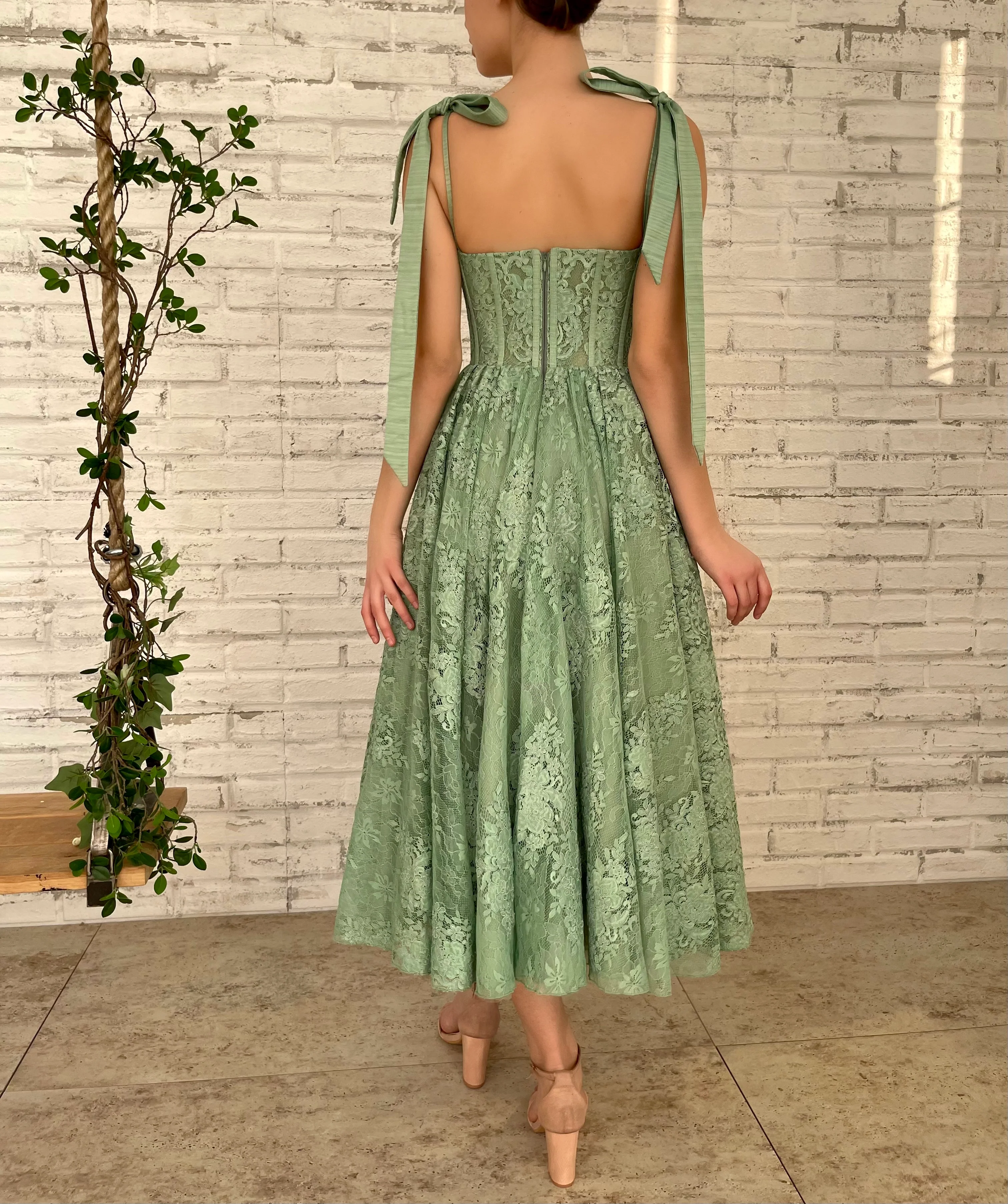 Wintergreen Lace Gown - Image 5